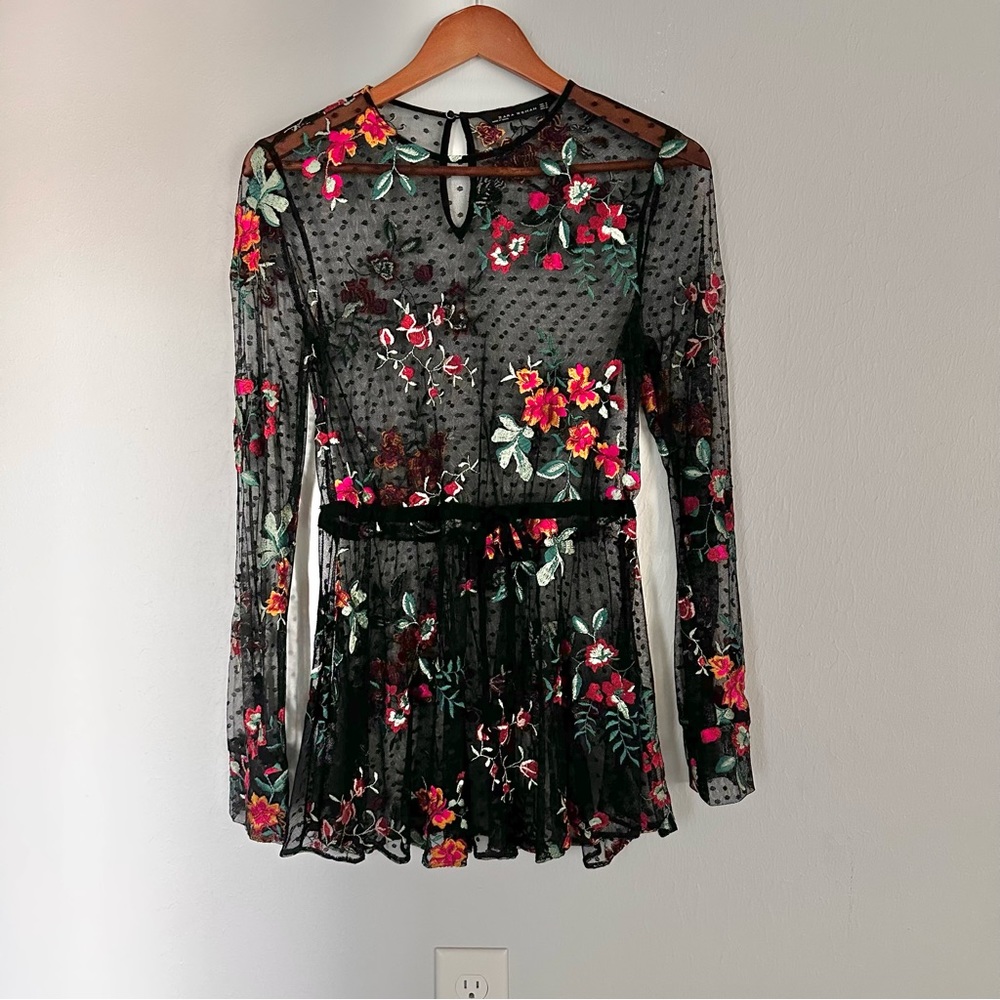 ZARA Fishnet embroidered blouse S